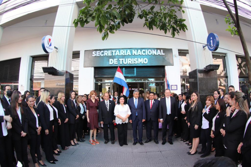 Titular de la Organización Mundial de Turismo visitó Paraguay